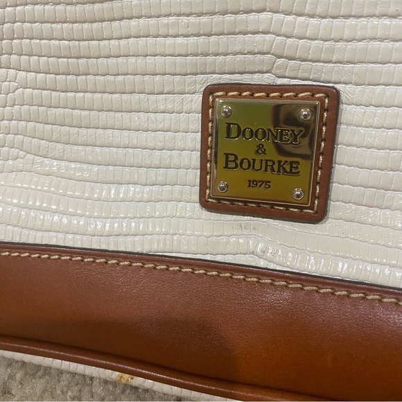 Dooney & Bourke Pebble Zip Zip Satchel Purse White / Brown with Bag and Keychain - Picture 6 of 14